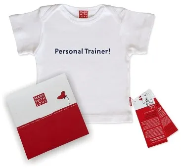 Baby-T-Shirt weiß "Personal Trainer!", inklusive Geschenkverpackung