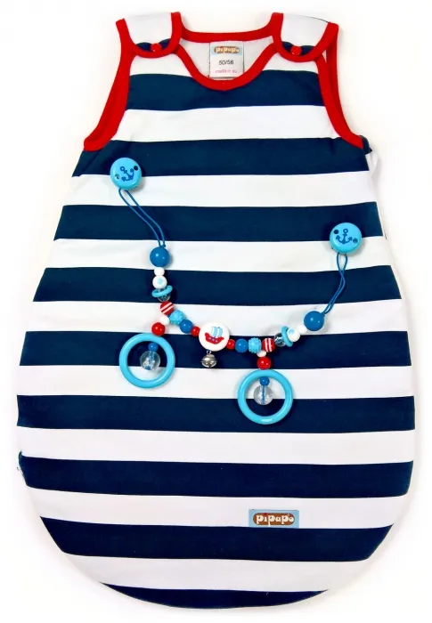 Ganzjahres Schlafsack Hanseat von PIPAPO mit Kinderwagenkette als Baby Geschenkset zur Geburt