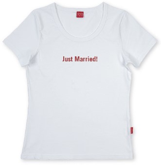 Preview: Geschenk zur Hochzeit T-Shirt Just Married, optional als Hochzeitsgeschenk verpackt