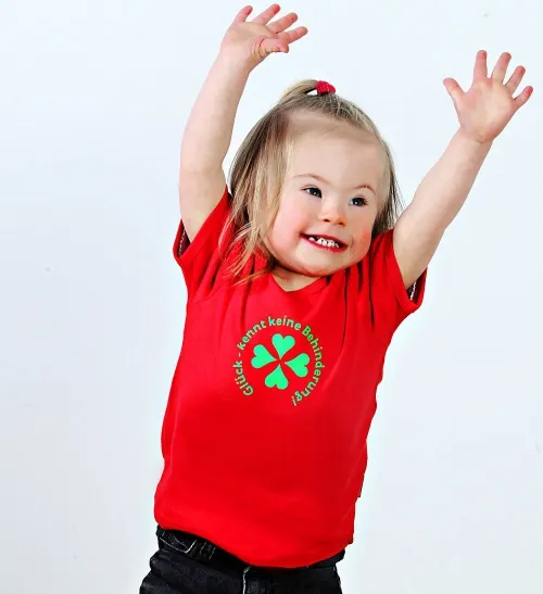 Kinder-T-Shirt bedruckt Glück kennt keine Behinderung, T-Shirt Kinder weiss, rot oder blau, als Geschenk verpackt
