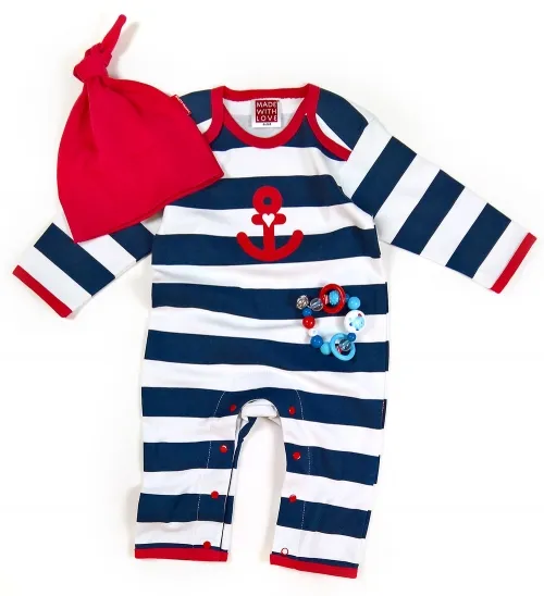 Baby Overall Ringel mit Anker, Babymuetze rot oder blau mit Baby Spielzeug Greifling, als Geburtsgeschenk verpackt